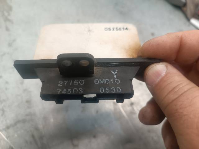 271500M010 NISSAN Резистор (сопротивление) вентилятора печки (отопителя салона) купить в Каменское