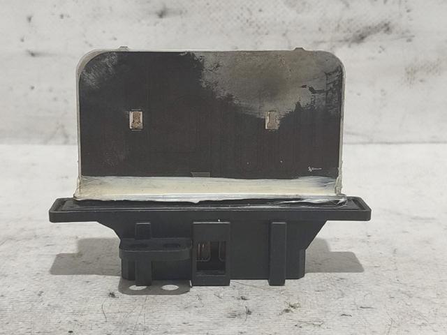 2715060R00 NISSAN купить в Кривой Рог