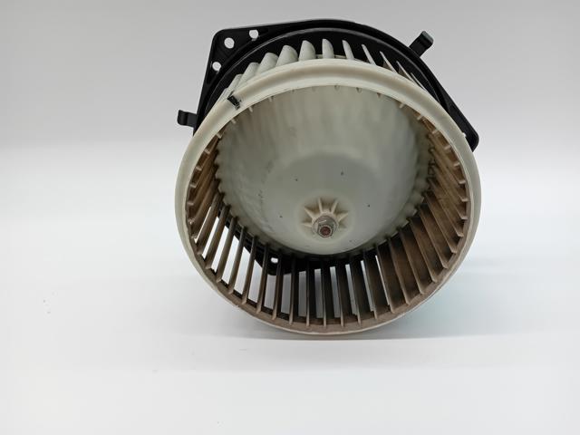 Motor de ventilador de forno (de aquecedor de salão) 272100001R Renault (RVI)