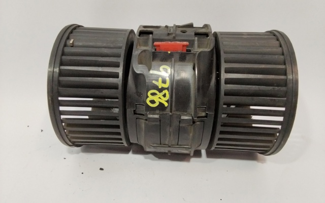 272108241R RENAULT Вентилятор печки купить в Николаев