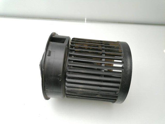 Motor de ventilador de forno (de aquecedor de salão) 272264EM0A NISSAN