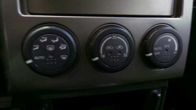 Unidade de controlo dos modos de aquecimento/condicionamento 27500EQ410 NISSAN