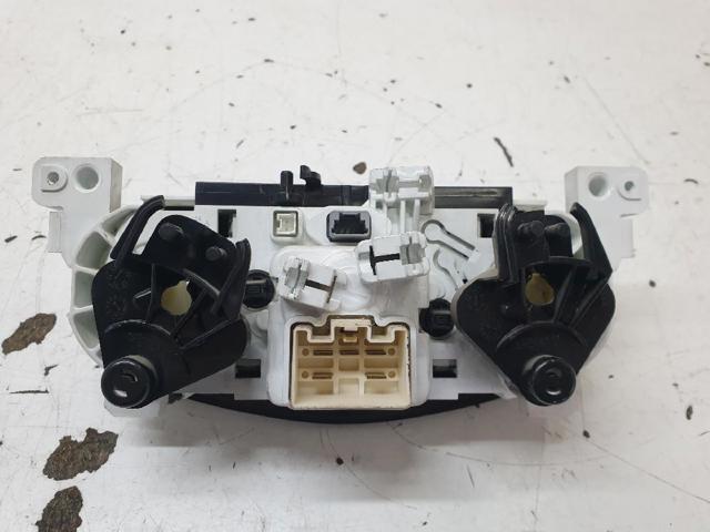 RENAULT 275101988R Блок управления кондиционером в наличии Украина