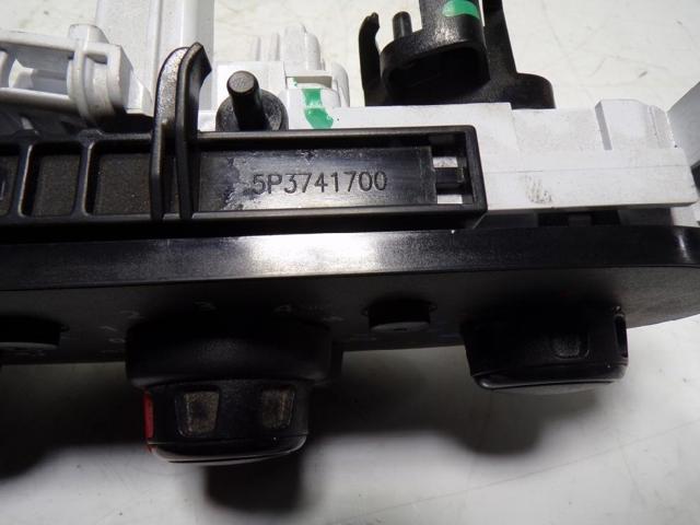 Unidade de controlo dos modos de aquecimento/condicionamento Renault LOGAN 2 L52