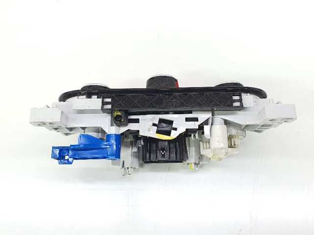 Unidade de controlo dos modos de aquecimento/condicionamento Renault LOGAN 2 L52