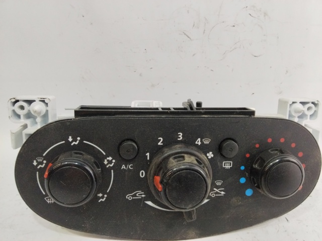 Unidade de controlo dos modos de aquecimento/condicionamento Renault LOGAN 2 L52