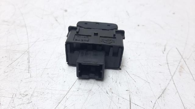 NISSAN 27666EB310 в наличии Полтава