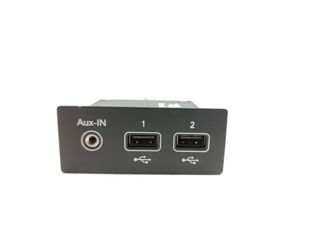 RENAULT 280231553R USB-разветвитель в наличии Чернигов