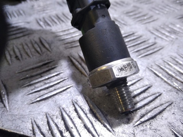 Sensor de pressão de combustível 281002405 HYUNDAI