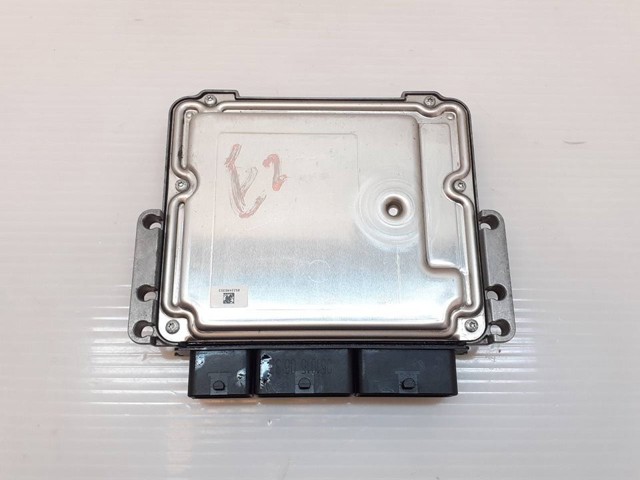 281032229 NISSAN купить в Павлоград