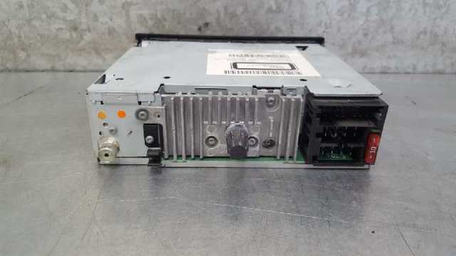 RENAULT 281115428R Магнитола (радио AM/FM) в наличии Чернигов
