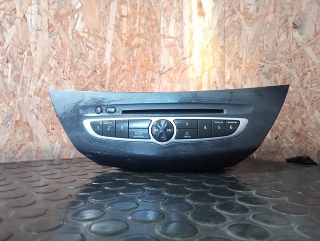 281150004R RENAULT Магнитола купить в Украина