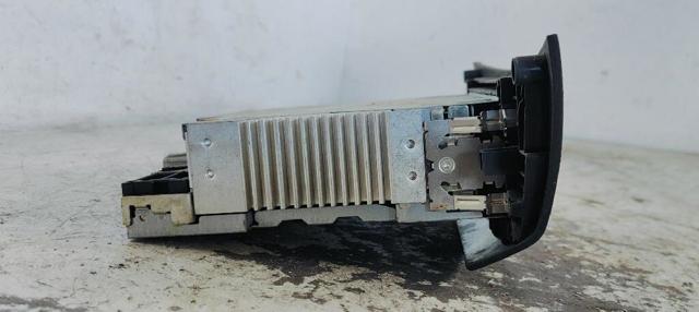 RENAULT 281150013R Магнитола (радио AM/FM) в наличии Днепр