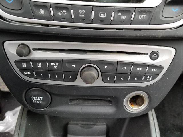 CD de áudio / sistema de rádio para Renault Grand Scénic III (JZ0/1_) (2009-...) 1.5 dci k9k832 281150743R