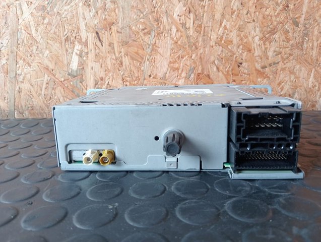 RENAULT 281153870R Магнитола в наличии Киев