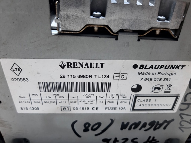 281156989R RENAULT Магнитола (радио AM/FM) купить в Кривой Рог