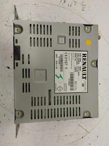 RENAULT 281157802R Магнитола (радио AM/FM) в наличии Ровно