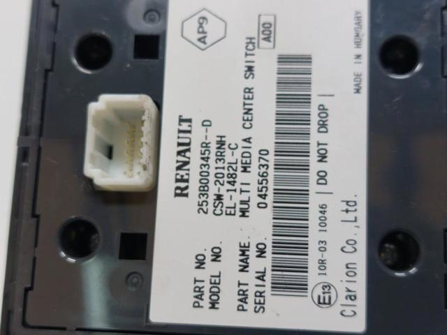 RENAULT 281158023R Магнитола (радио AM/FM) в наличии Каменское