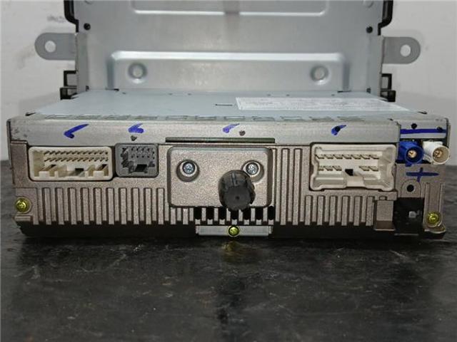 281158848R RENAULT Магнитола (радио AM/FM) купить в Полтава