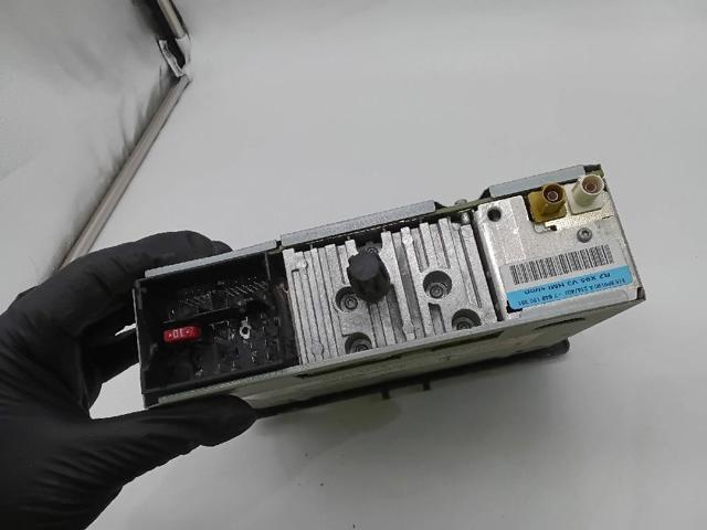 RENAULT 281159243R Магнитола (радио AM/FM) в наличии Винница