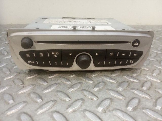 Sistema de rádio de áudio/CD para Renault Megane III Fastback 1.9 DCI (BZ0N, BZ0J) F9Q N8 (96 kW) 281159389R