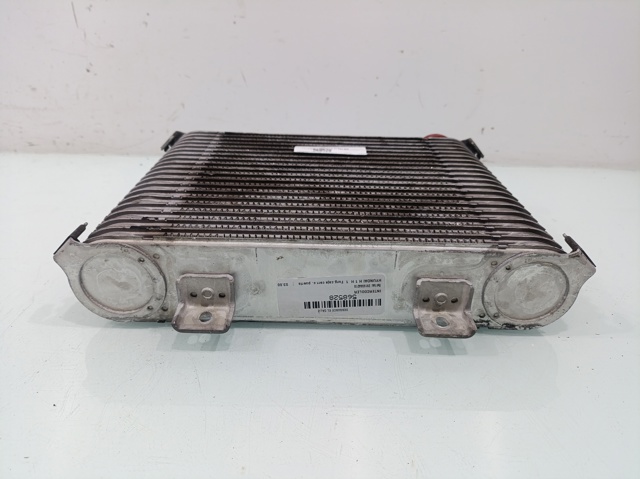 HYUNDAI 281904A21X Радиатор интеркуллера в наличии Чернигов
