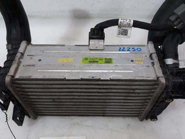 2827007300 HYUNDAI Радиатор интеркуллера купить в Ирпень