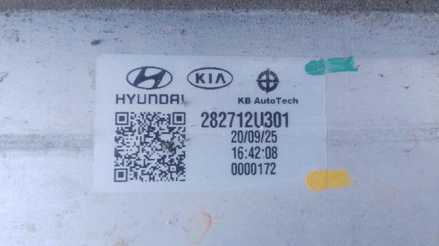 282712U301 HYUNDAI Радиатор интеркуллера купить в Черкассы