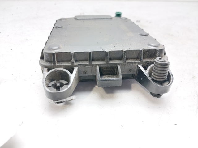 284381994R Renault (RVI)