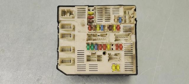 Unidade de dispositivos de segurança Renault Megane 3 KZ0, KZ1