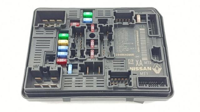 RENAULT 284B64086R Блок предохранителей в наличии Ирпень
