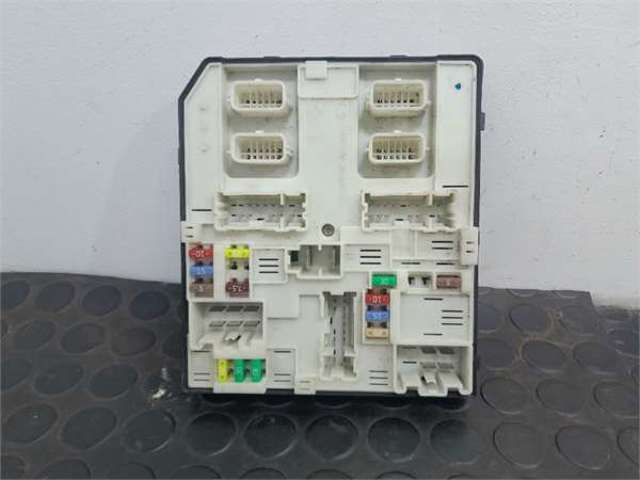 284B65628R RENAULT Блок предохранителей купить в Запорожье