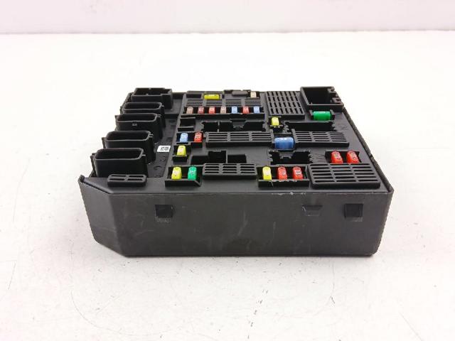 Unidade de dispositivos de segurança Renault Scenic 3 JZ0, JZ1