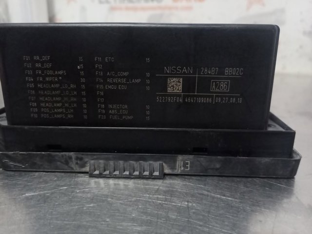284B7BB02C NISSAN Блок предохранителей купить в Николаев