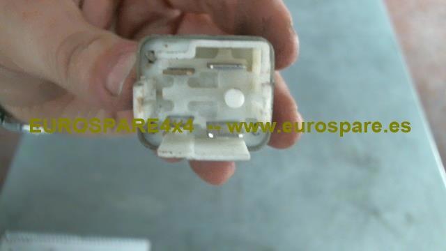 Relê das velas de incandescência Toyota Land Cruiser J9