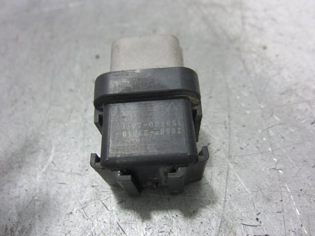 Relê das velas de incandescência Toyota Corolla