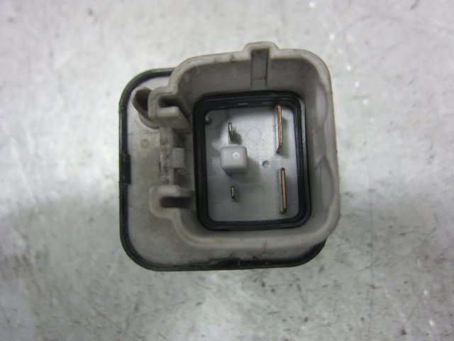 Relê das velas de incandescência Toyota Corolla