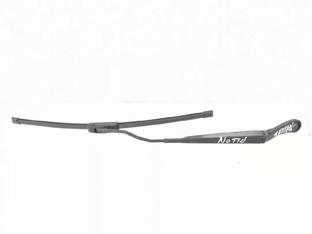 288819U100 NISSAN Поводок стеклоочистителя купить в Чернигов