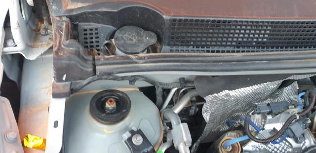 Tanque de fluido para lavador de vidro Dacia Sandero 3