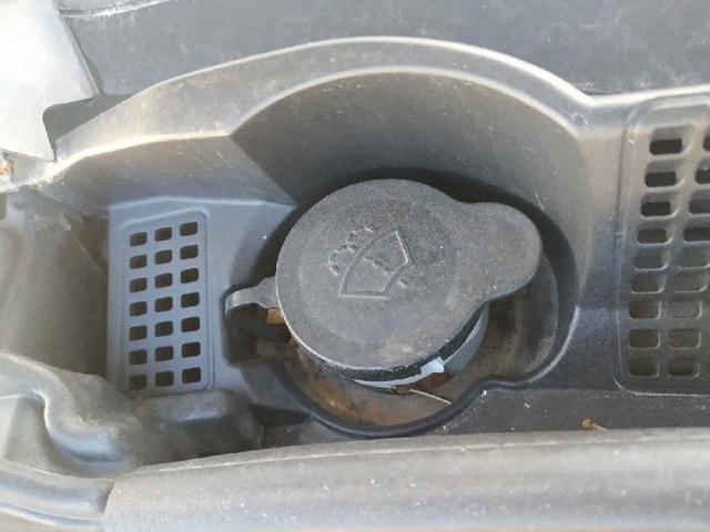 Tanque de fluido para lavador de vidro Dacia Sandero 3