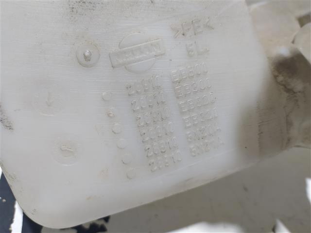 28910EB300 NISSAN Бачок омывателя стекла купить в Черновцы