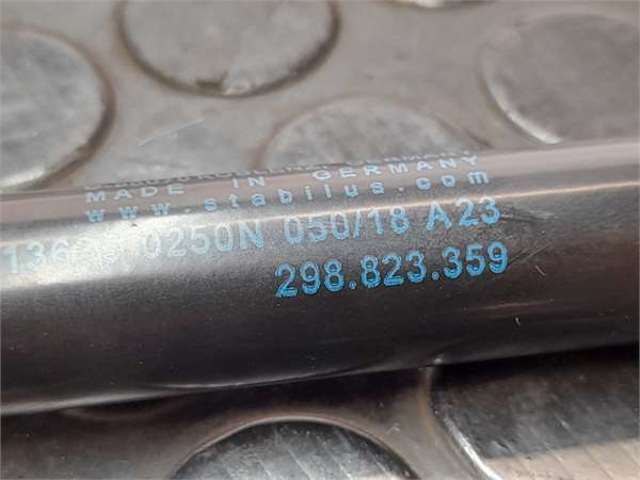 298823359 PORSCHE Амортизатор капота купить в Тернополь