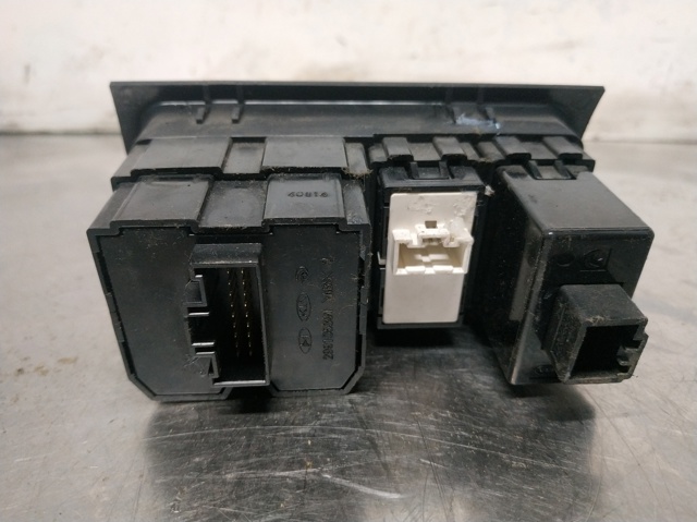 299105391 HYUNDAI купить в Житомир