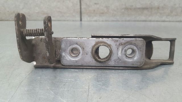 2E0823501 VAG Замок капота купить в Николаев