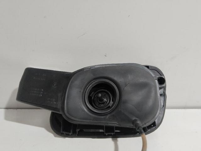 VAG 2G0809857 Лючок бензобака в наличии Запорожье