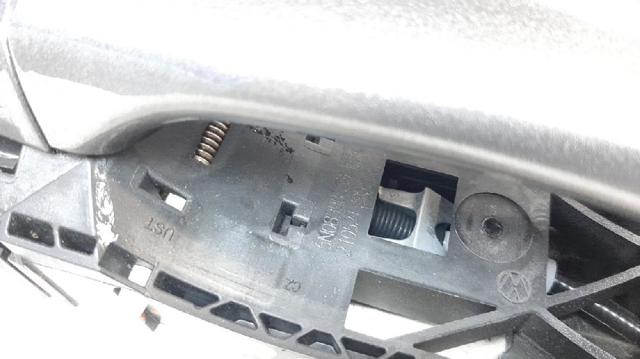 VAG 2G0837206G Ручка двери правой наружная передняя/задняя в наличии Ровно