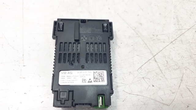 VAG 2G6035700 USB-разветвитель в наличии Черновцы