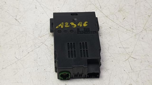 VAG 2G6035700 USB-разветвитель в наличии Киев