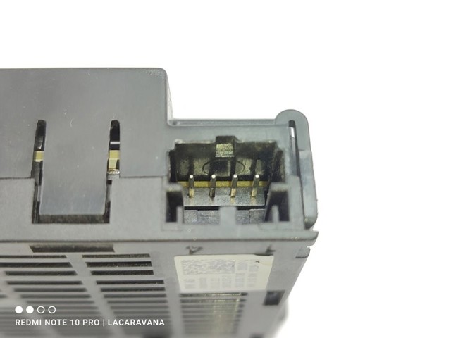 2G6035736 VAG USB-разветвитель купить в Украина