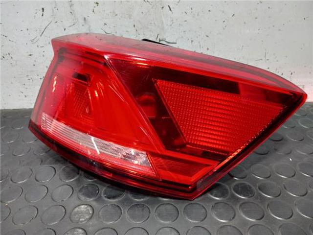 VAG 2GA945096 Фонарь задний правый внешний в наличии Тернополь